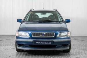 Image 14/29 of Volvo V40 2.0 16V (1999)
