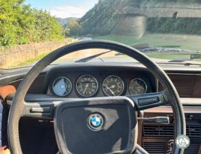 Bild 31/48 von BMW 3,0 CSi (1975)