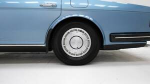 Image 2/15 de Rolls-Royce Silver Spur (1981)