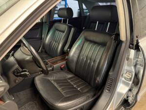 Immagine 7/17 di Audi A8 3.7 (1995)