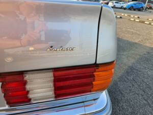 Image 20/100 of Mercedes-Benz 500 SEL (1983)