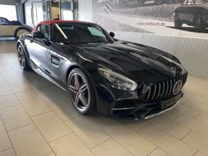 Image 4/19 de Mercedes-AMG GT-C Roadster (2017)