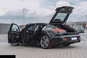 Immagine 10/19 di Porsche Panamera GTS (2014)