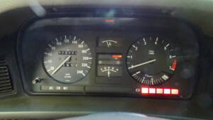 Image 8/41 de BMW 528i (1986)