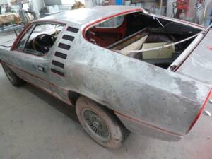 Image 36/64 of Alfa Romeo Montreal (1972)