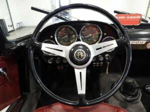 Image 4/10 of Alfa Romeo 2000 Spider (1959)