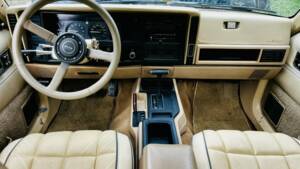 Bild 2/8 von Jeep Comanche 4.0 (1988)