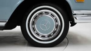 Immagine 11/15 di Mercedes-Benz 280 SE (1968)