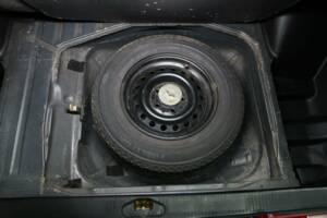 Bild 43/49 von Mercedes-Benz 250 lang (1985)