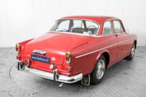 Image 31/50 of Volvo P 123 GT (1968)