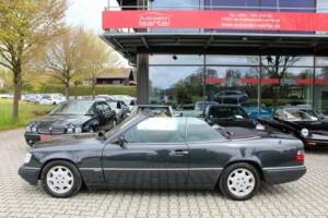 Bild 6/20 von Mercedes-Benz 300 CE-24 (1996)