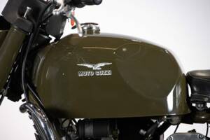 Bild 23/50 von Moto Guzzi Nuovo Falcone Militare (1973)