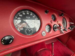 Image 35/50 of Jaguar XK 120 OTS (1953)