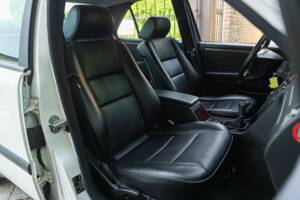 Bild 27/50 von Mercedes-Benz C 200 Kompressor (1996)