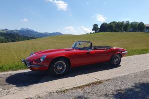 Bild 9/12 von Jaguar E-Type V12 (1972)