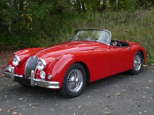 Afbeelding 2/36 van Jaguar XK 150 OTS (1959)