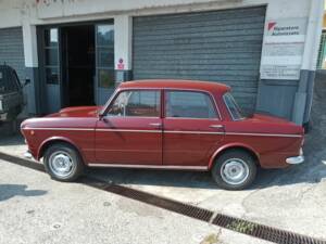 Image 6/8 of FIAT 1100 R (1967)
