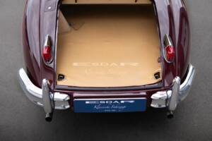 Image 31/32 de Jaguar XK 140 OTS (1955)