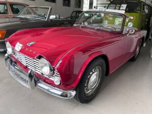 Image 4/26 of Triumph TR 4 (1965)