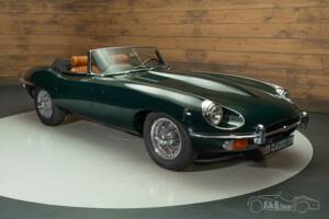 Image 1/5 de Jaguar E-Type (1969)