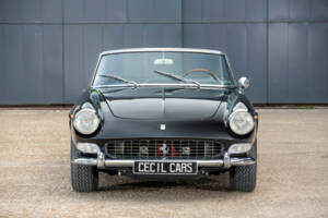 Image 17/46 of Ferrari 275 GTS (1965)
