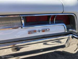Image 38/50 of Pontiac Parisienne (1967)