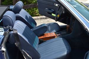 Image 17/25 de Mercedes-Benz 450 SL (1980)