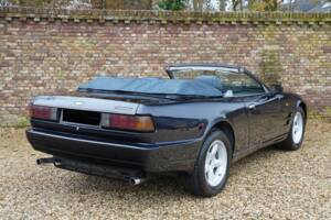 Image 2/50 of Aston Martin Virage Volante (1994)