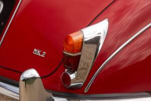 Image 43/50 of Jaguar Mk II 3.8 (1964)