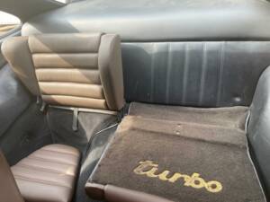 Image 16/47 of Porsche 911 Turbo 3.3 (1983)