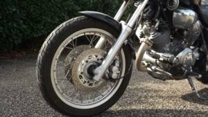 Bild 22/49 von Yamaha XV 1100 Virago (1995)