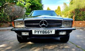 Image 6/30 de Mercedes-Benz 500 SL (1983)