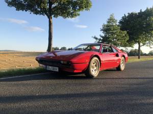 Bild 2/20 von Ferrari 308 GTBi (1982)