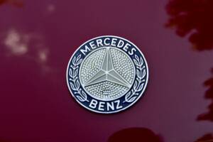 Image 25/50 of Mercedes-Benz 300 SL (1988)