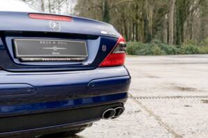 Image 20/42 of Mercedes-Benz SL 65 AMG (2006)