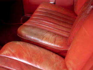 Image 32/33 of Mercedes-Benz 220 SE (1960)