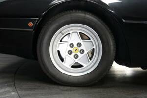 Bild 29/30 von Ferrari 412 GT (1988)