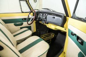 Immagine 12/50 di Volkswagen Käfer 1302 (1971)