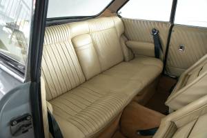 Image 40/48 of ISO Rivolta 300 (1966)