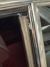 Image 15/16 of Mercedes-Benz 560 SL (1988)