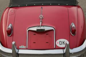Image 30/84 of Jaguar XK 150 SE DHC (1958)