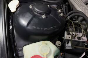 Image 6/41 of BMW 750i (2000)