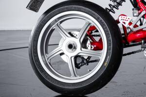 Image 21/46 of Ducati DUMMY (2002)