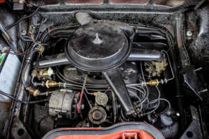 Image 45/50 of Chevrolet Corvair Monza Convertible (1966)