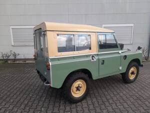Immagine 16/29 di Land Rover 88 (1974)