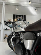 Image 7/9 of Triumph DUMMY (2017)