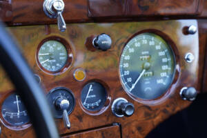 Image 36/50 de Jaguar XK 140 DHC (1957)