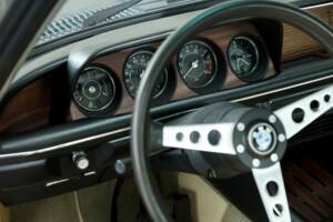 Bild 29/50 von BMW 3.0 CSi (1975)
