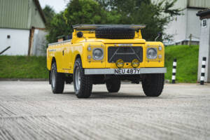 Image 11/98 of Land Rover 109 (1983)