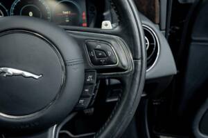 Bild 34/50 von Jaguar XJ 3.0 (2019)